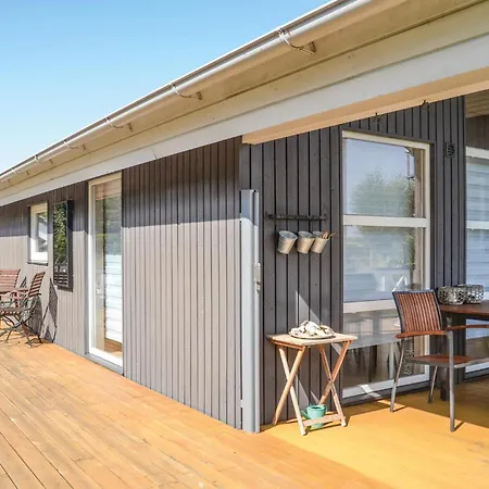 Holiday home Ronnebaervangen I