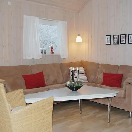 Ronnebaervangen I Holiday home